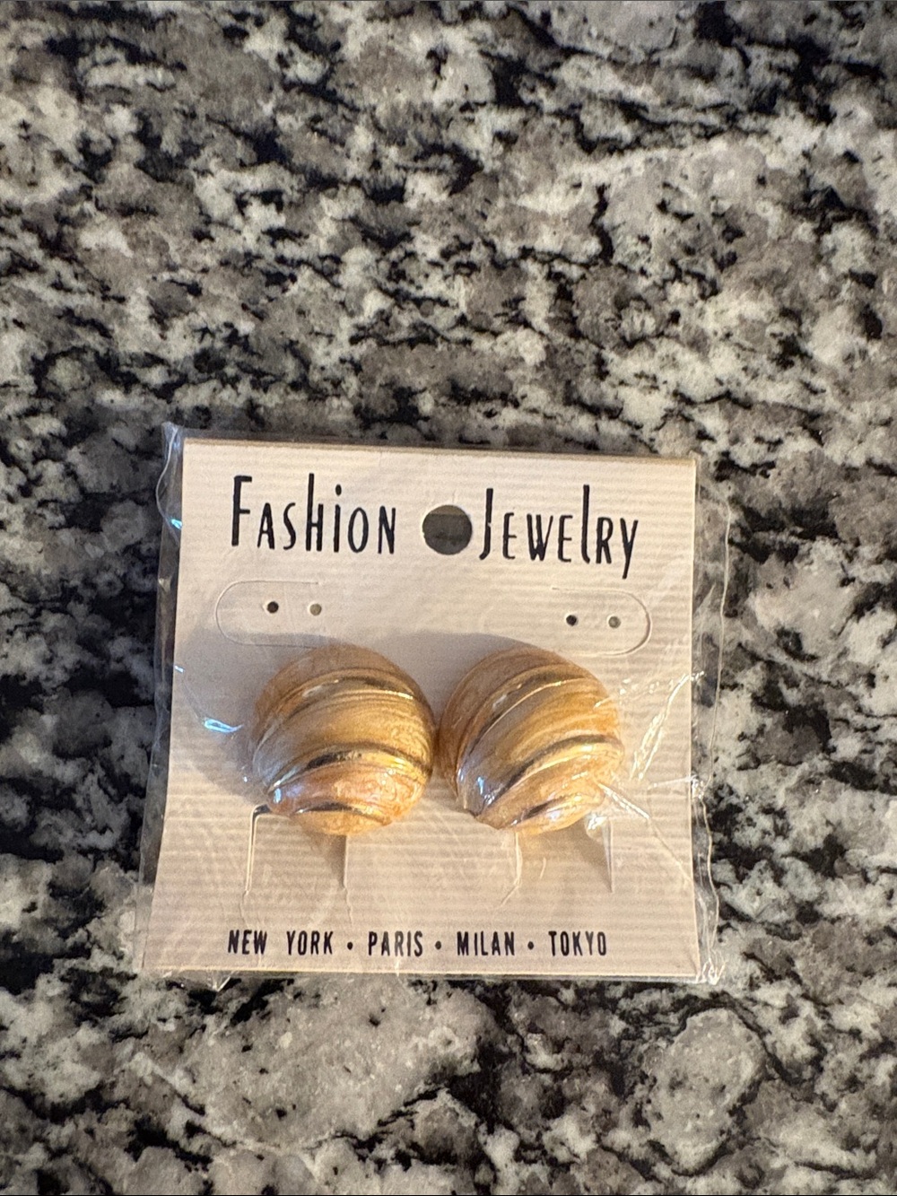 Vintage  Jewelry Gold Dome Clip-On Earrings